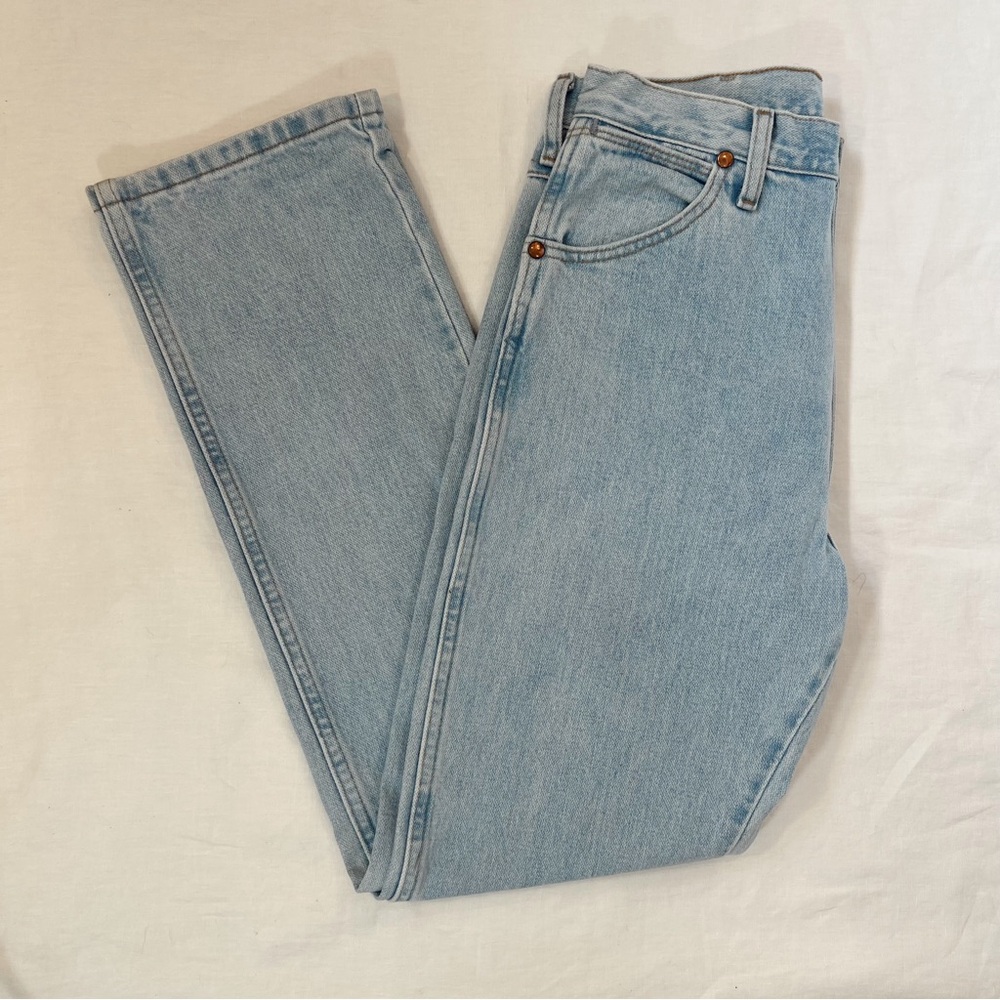 Vintage Wrangler Light Wash Straight Leg High Rise Jeans - Picture 3 of 8